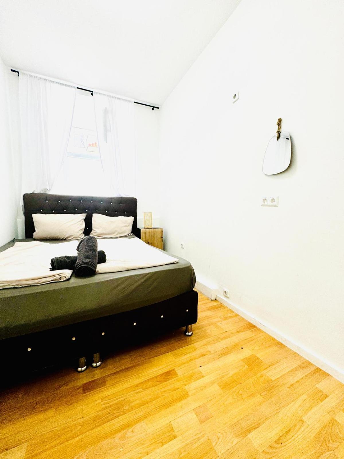 Comfy Rooms In A Shared Apt, 8Min To Rathausplatz Vienna Exterior photo