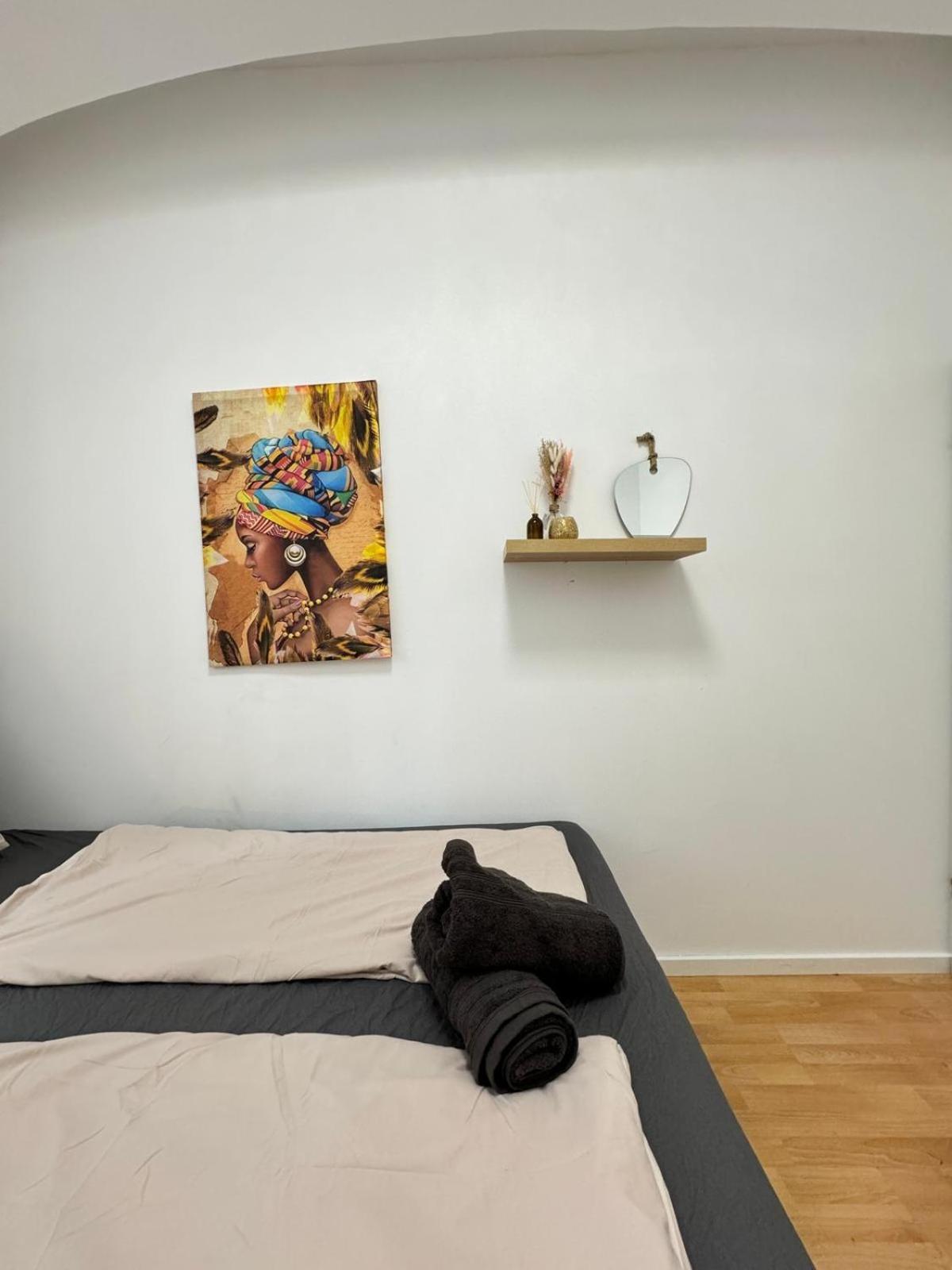 Comfy Rooms In A Shared Apt, 8Min To Rathausplatz Vienna Exterior photo