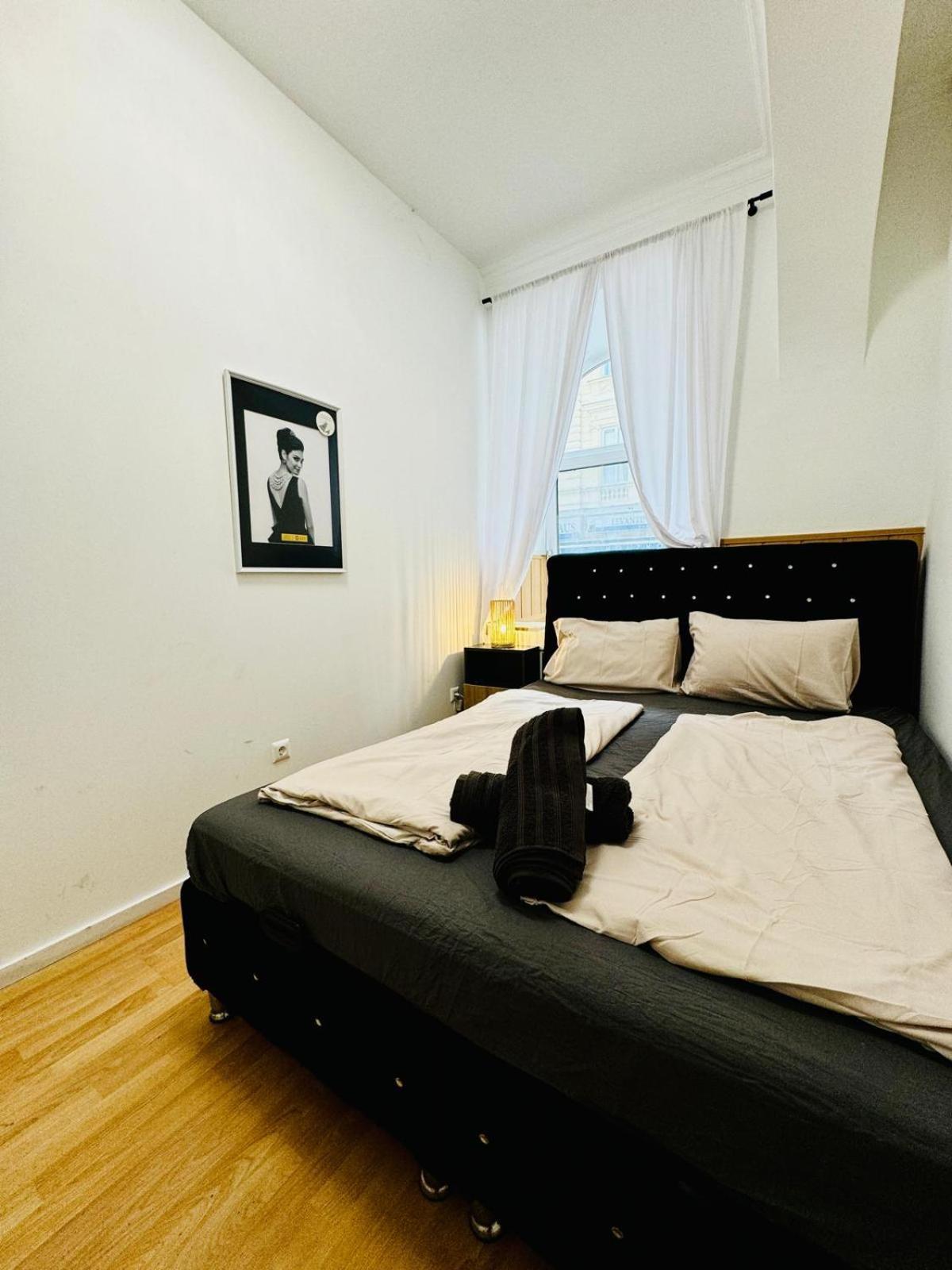 Comfy Rooms In A Shared Apt, 8Min To Rathausplatz Vienna Exterior photo